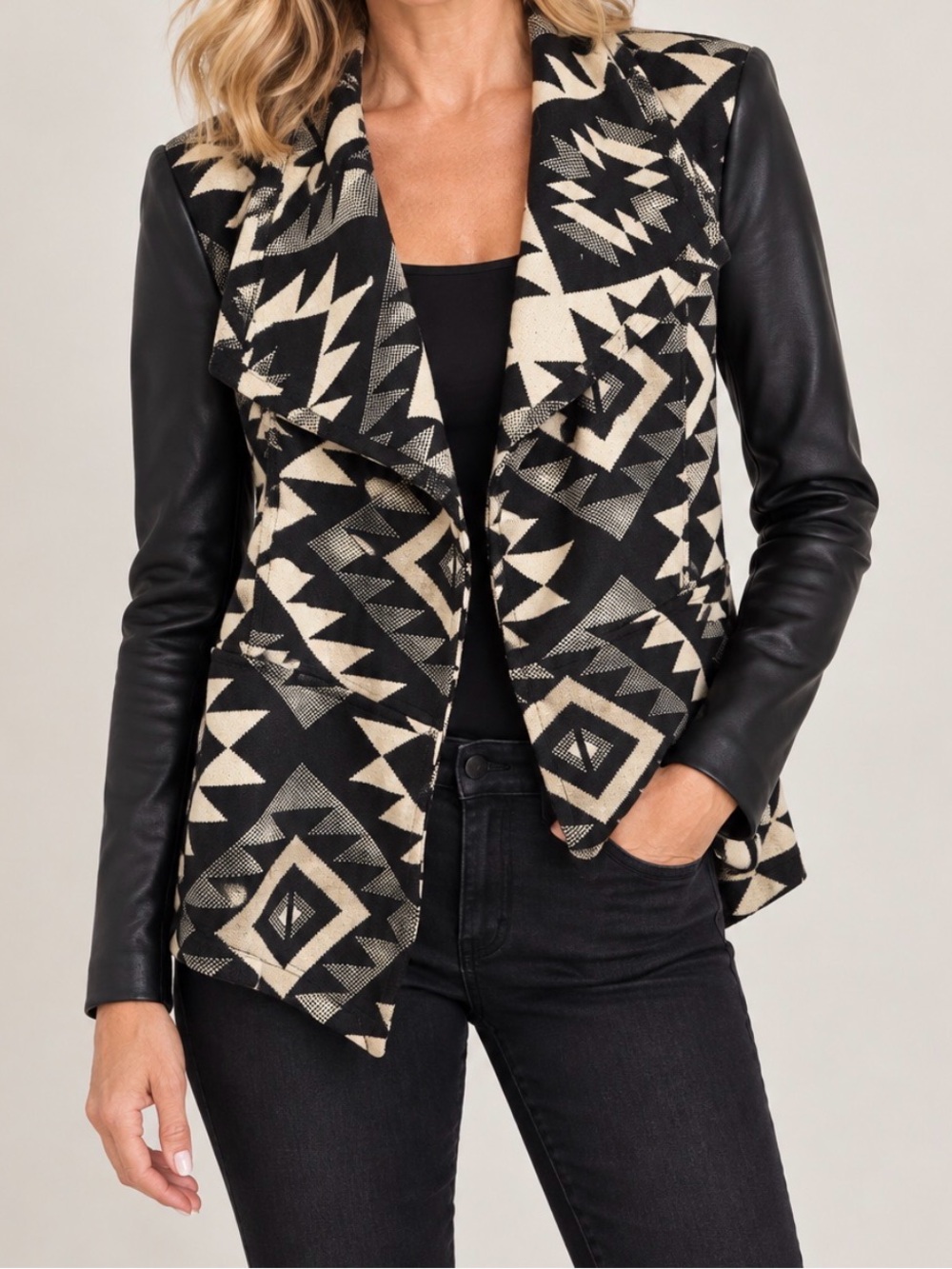 Baccini Black & Tan Aztec
Tribal Southwestern fabric
Jacket Faux Leather Sleeve